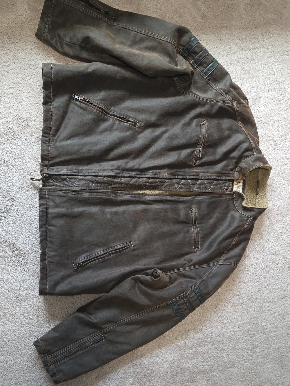 Wilsons Leather Men's Dark Gray Sherpa-Trim Bomber Jacket